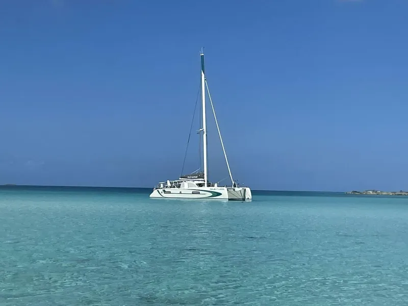 Slide: The Image of Outremer 51 2020 - 5991300