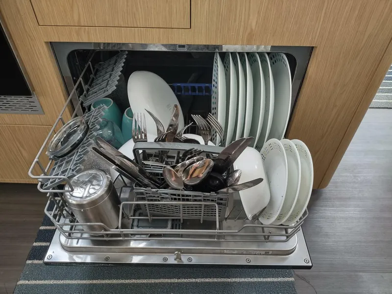 Slide: The Image of Outremer 51 2020 - 5991540