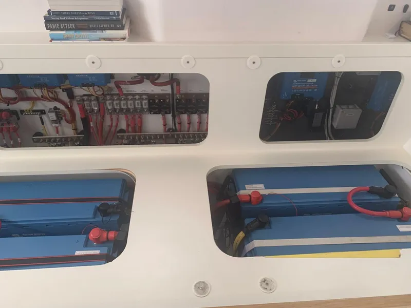 Slide: The Image of Outremer 51 2020 - 5991546