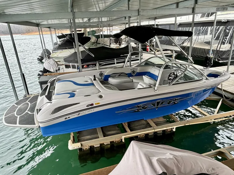 Slide: The Image of Correct Craft Air Nautique SV-211 Team Edition 2006 - 5988967