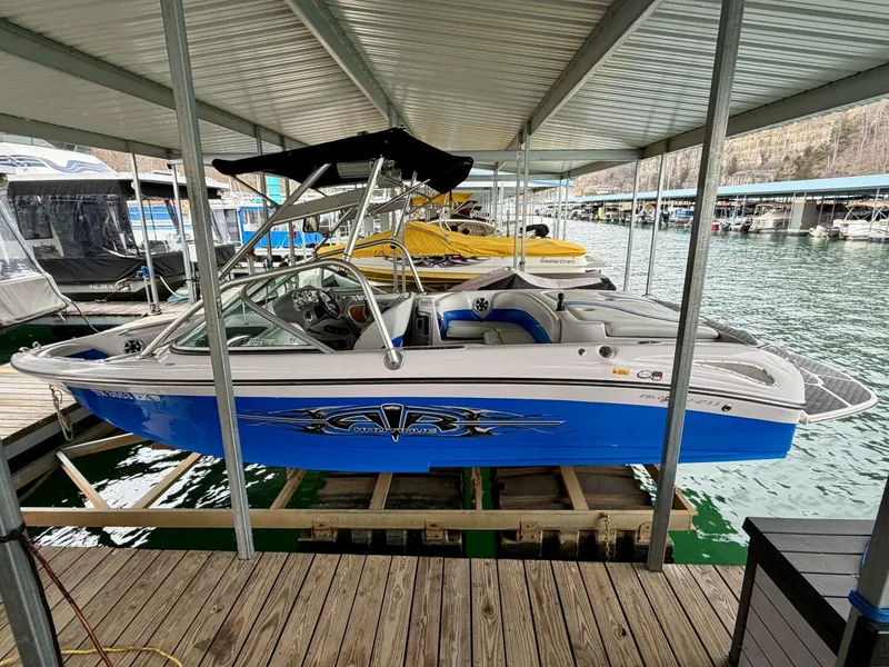 Slide: The Image of Correct Craft Air Nautique SV-211 Team Edition 2006 - 5988973