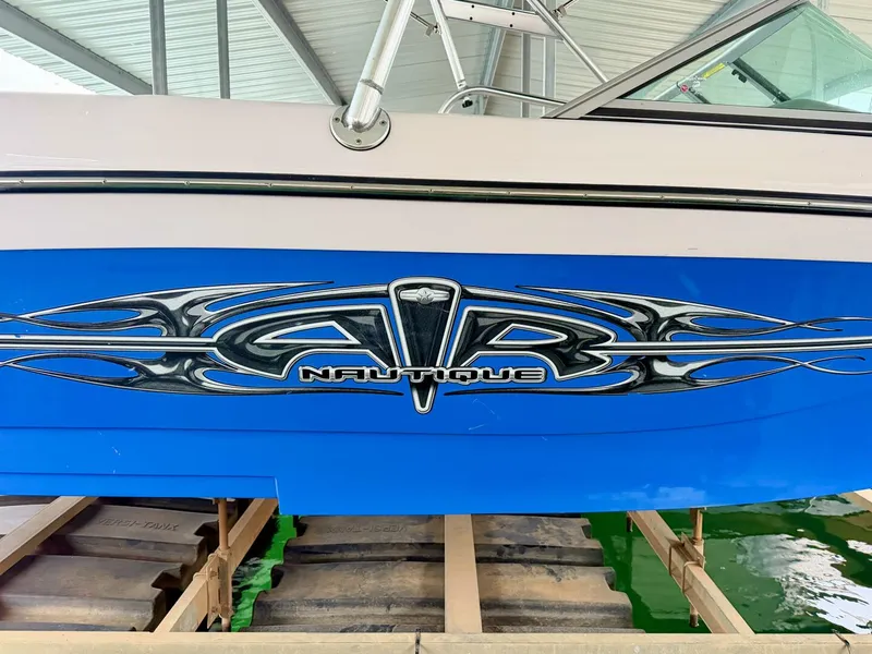 Slide: The Image of Correct Craft Air Nautique SV-211 Team Edition 2006 - 5989180