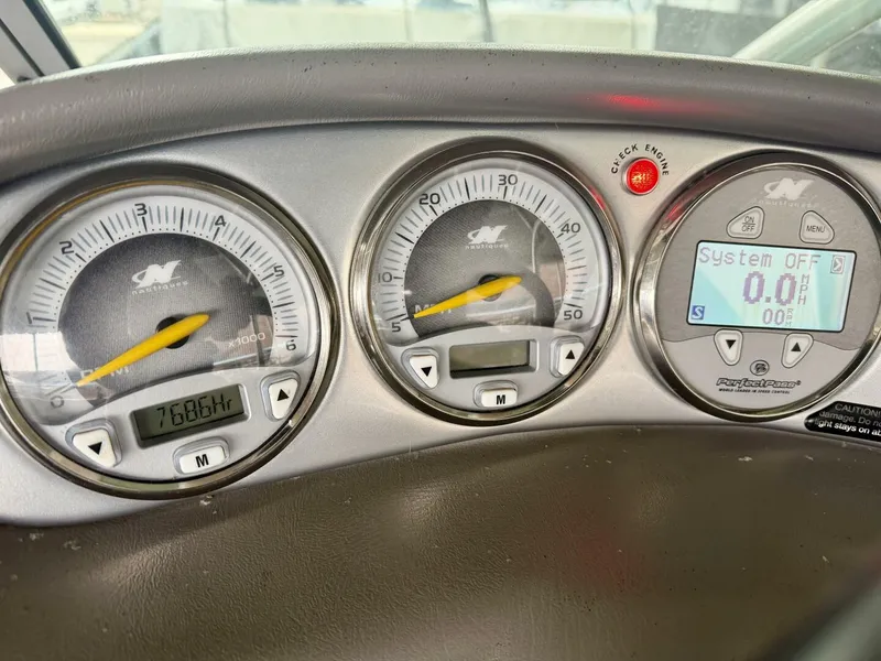 Slide: The Image of Correct Craft Air Nautique SV-211 Team Edition 2006 - 5988986