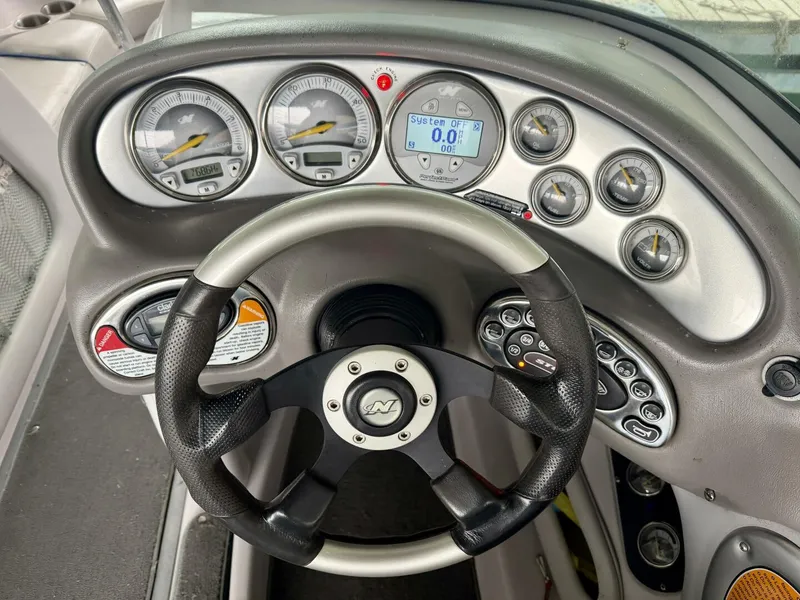 Slide: The Image of Correct Craft Air Nautique SV-211 Team Edition 2006 - 5988987