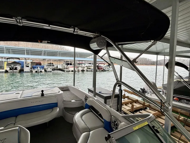 Slide: The Image of Correct Craft Air Nautique SV-211 Team Edition 2006 - 5988998