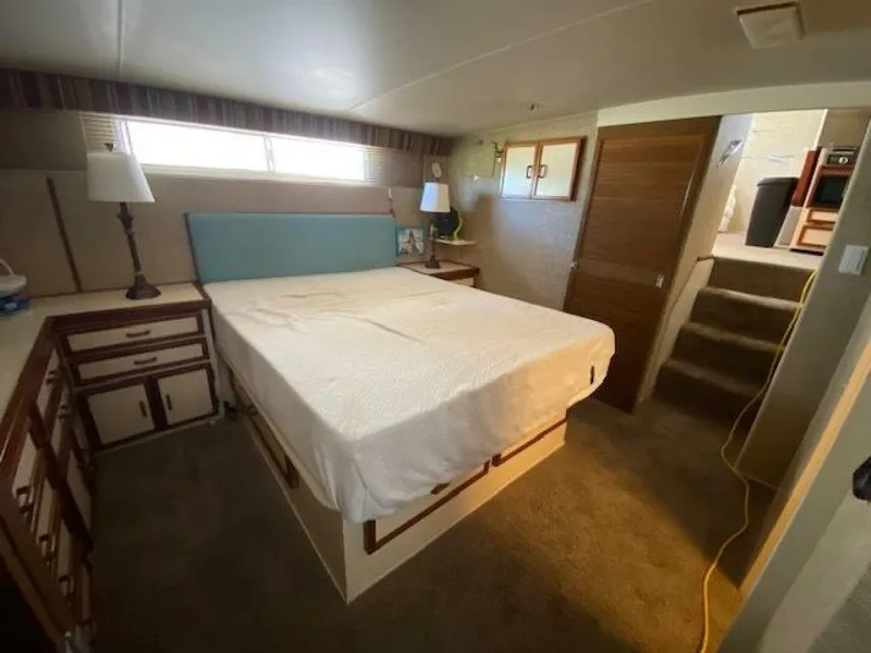 Slide: The Image of Chris-Craft Commander Flush Deck 1972 - 5989295