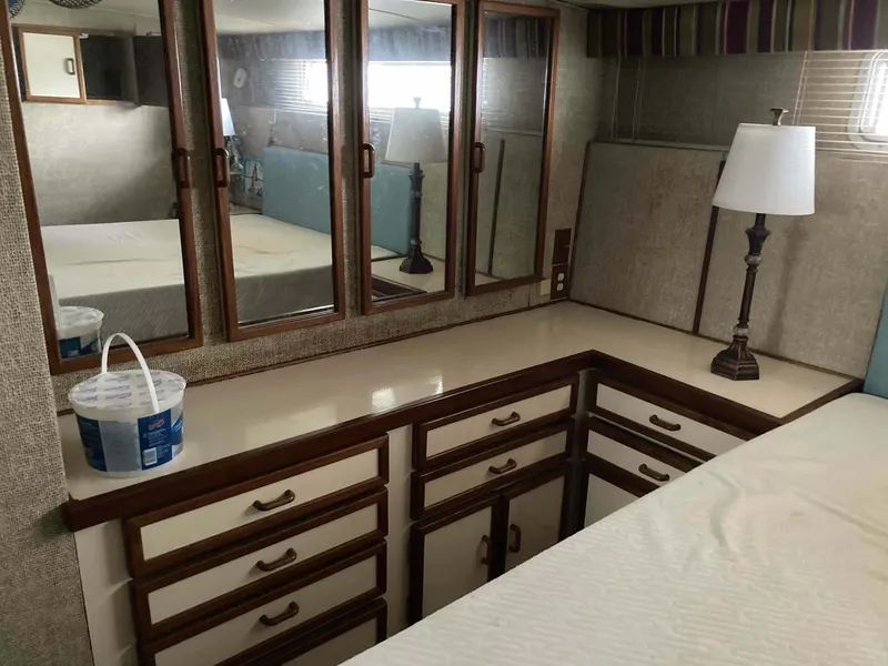 Slide: The Image of Chris-Craft Commander Flush Deck 1972 - 6000433