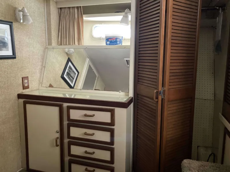 Slide: The Image of Chris-Craft Commander Flush Deck 1972 - 6000440