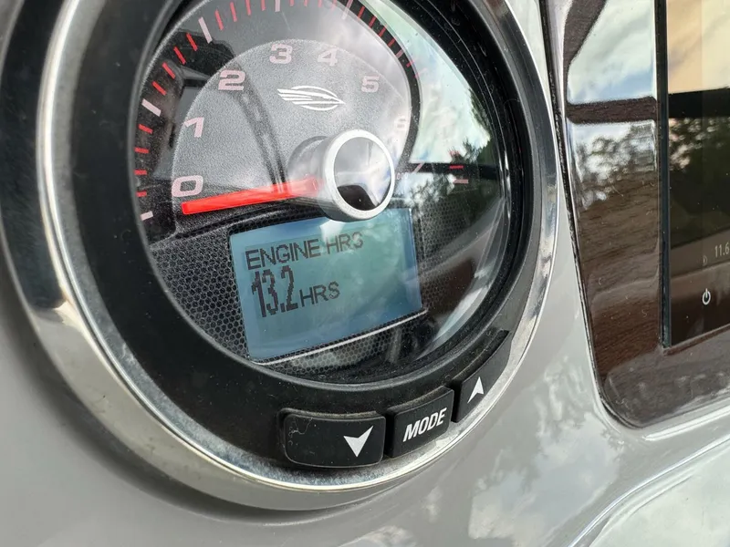 Slide: The Image of Chaparral 21 SSi Ski & Fish 2023 - 5989596