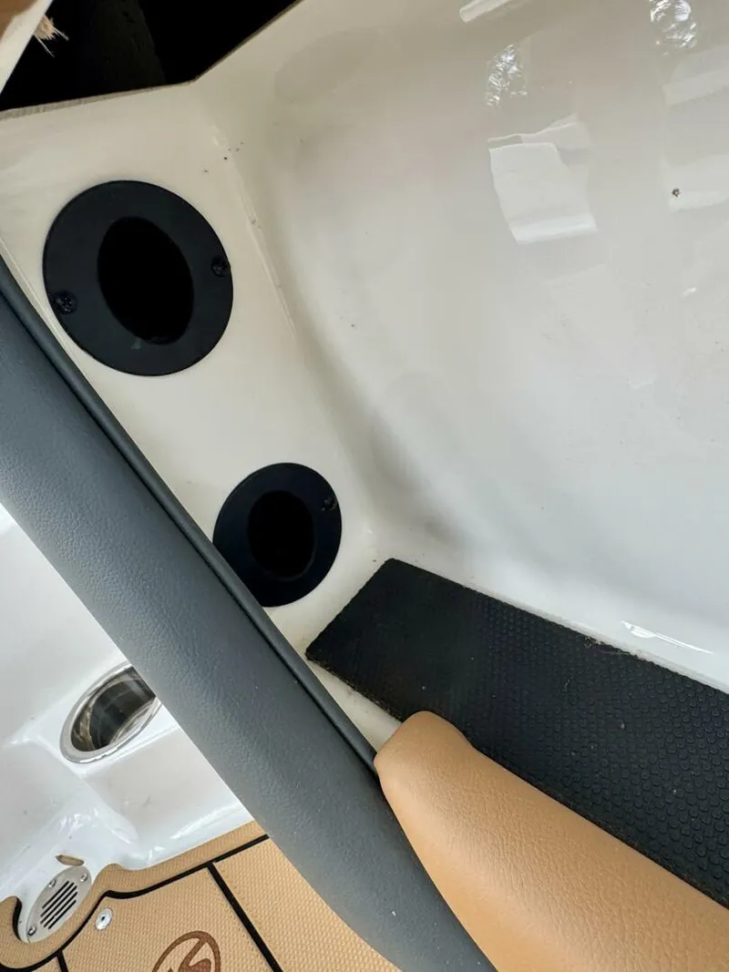 Slide: The Image of Chaparral 21 SSi Ski & Fish 2023 - 5989602