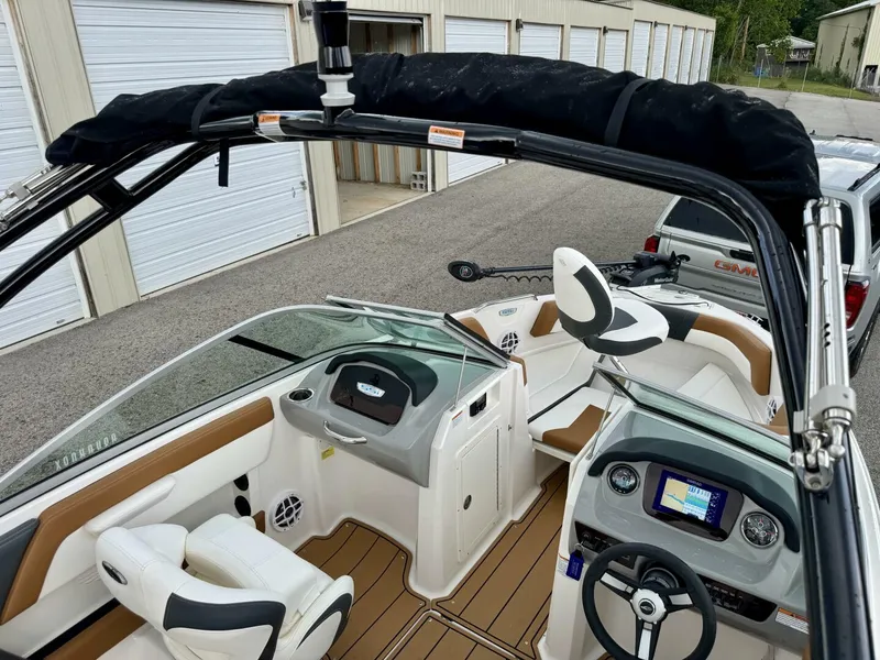 Slide: The Image of Chaparral 21 SSi Ski & Fish 2023 - 5989620