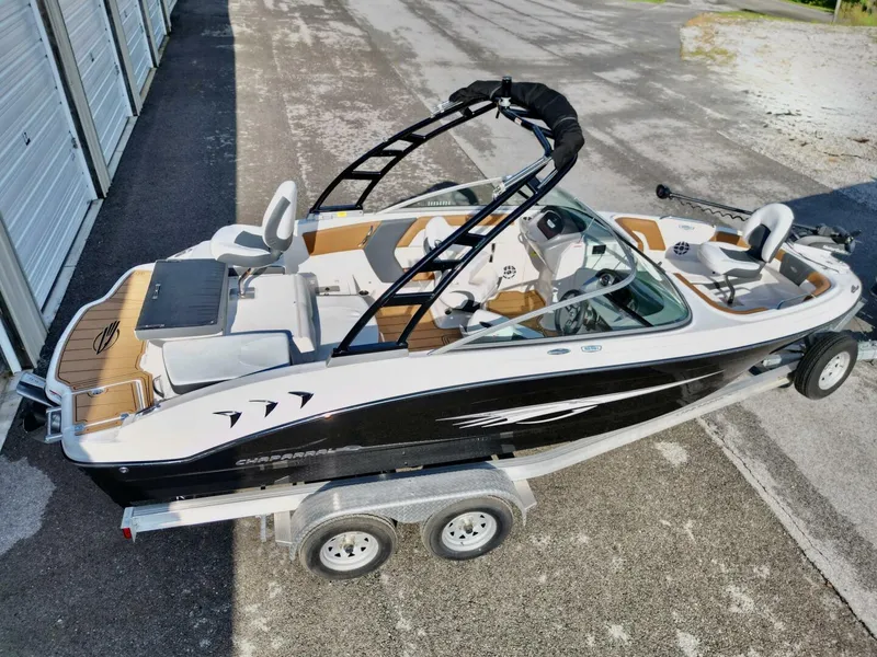 Slide: The Image of Chaparral 21 SSi Ski & Fish 2023 - 5989573