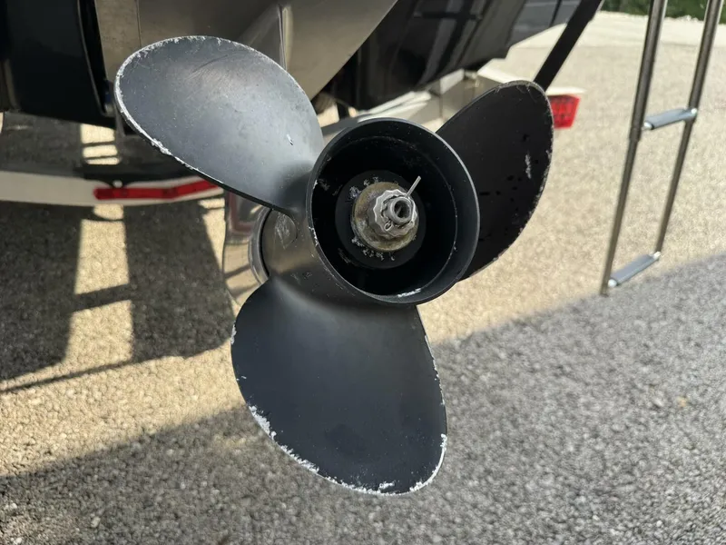 Slide: The Image of Chaparral 21 SSi Ski & Fish 2023 - 5989637