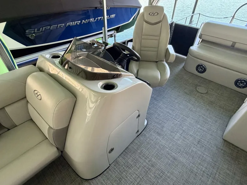 Slide: The Image of Harris Cruiser 230 2021 - 5989695