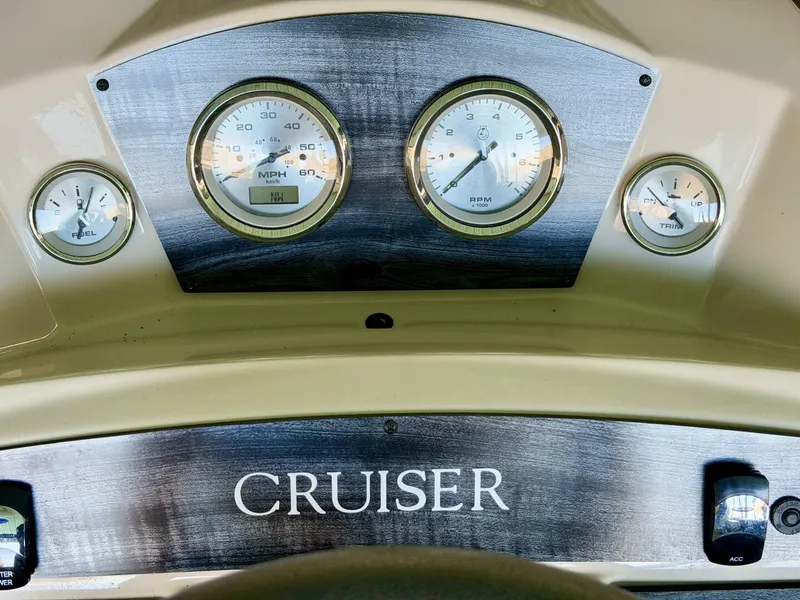 Slide: The Image of Harris Cruiser 230 2021 - 5989700