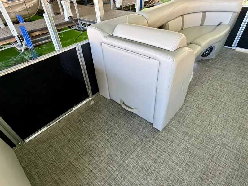 Slide: The Image of Harris Cruiser 230 2021 - 5989704