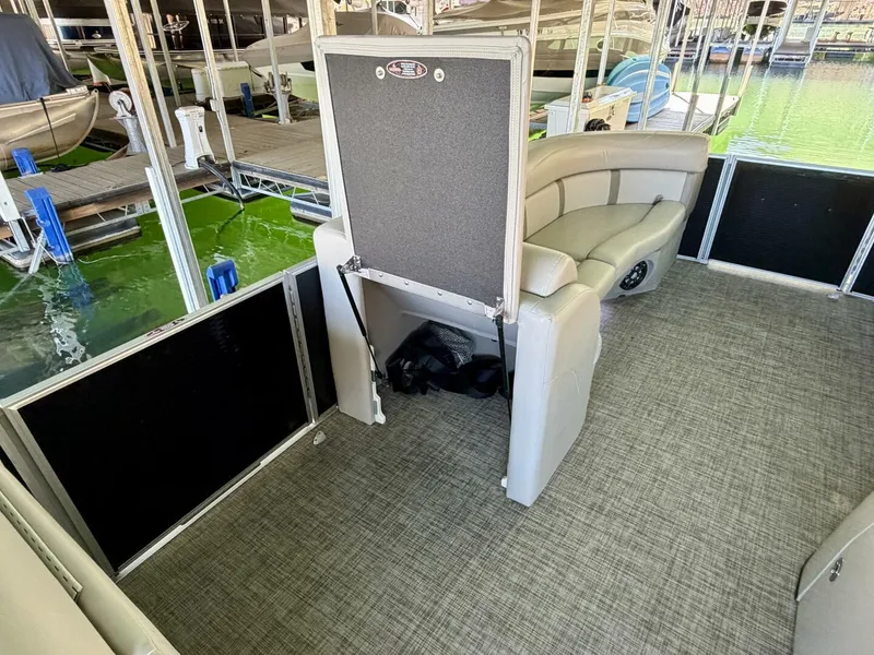 Slide: The Image of Harris Cruiser 230 2021 - 5989705