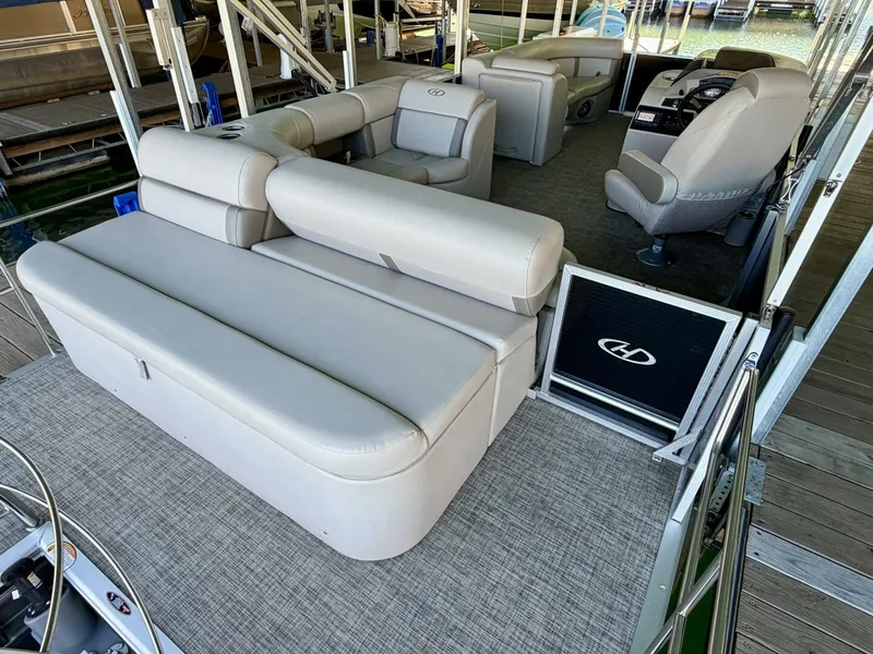 Slide: The Image of Harris Cruiser 230 2021 - 5989712