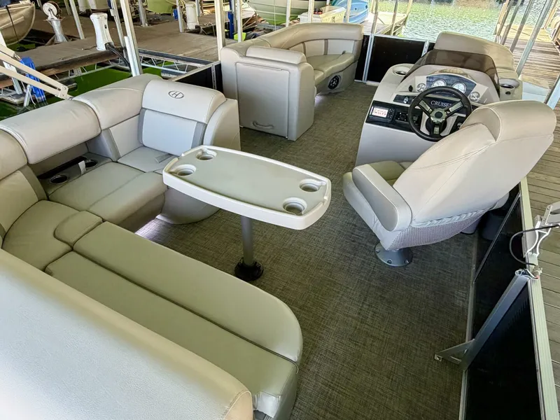 Slide: The Image of Harris Cruiser 230 2021 - 5989718