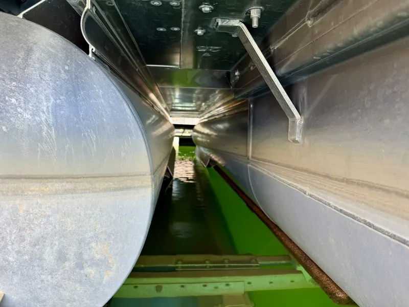 Slide: The Image of Harris Cruiser 230 2021 - 5989743