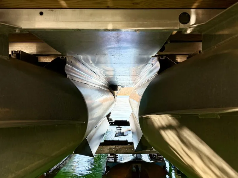 Slide: The Image of Harris Cruiser 230 2021 - 5989744