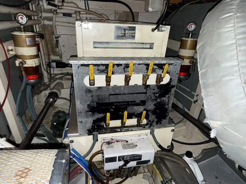 Slide: The Image of Grand Banks 42 Classic 1991 - 5991759