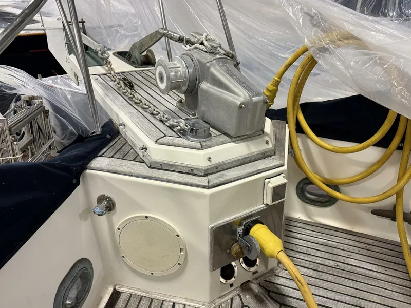 Slide: The Image of Grand Banks 42 Classic 1991 - 5991765