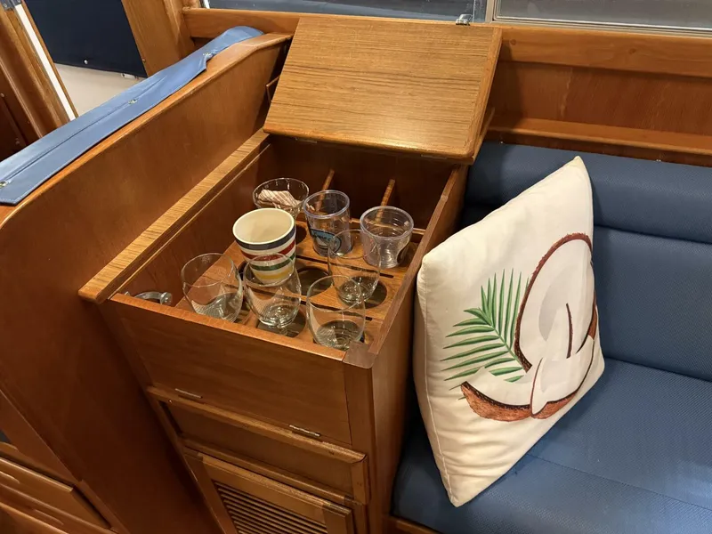 Slide: The Image of Grand Banks 42 Classic 1991 - 5991637