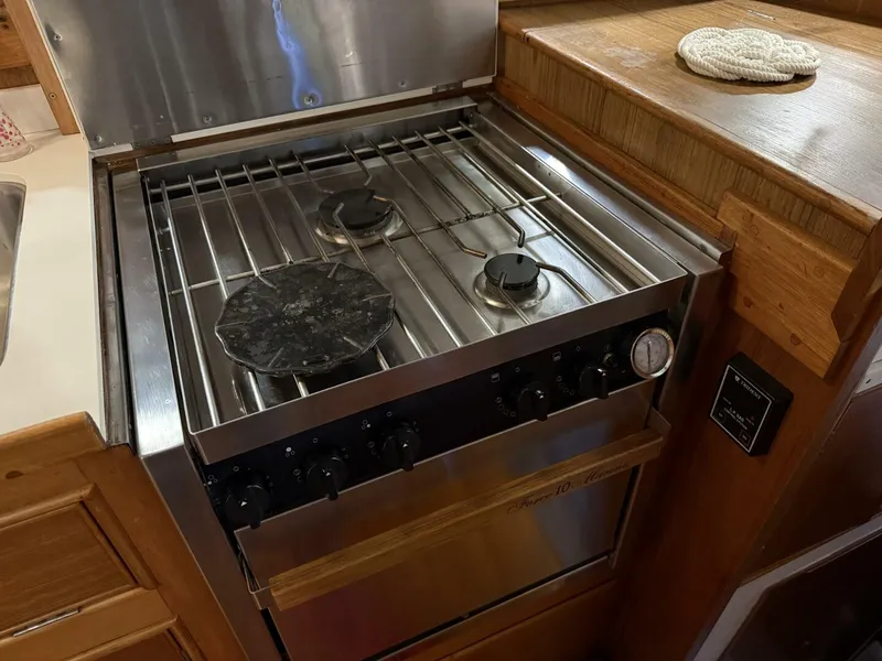 Slide: The Image of Grand Banks 42 Classic 1991 - 5991647