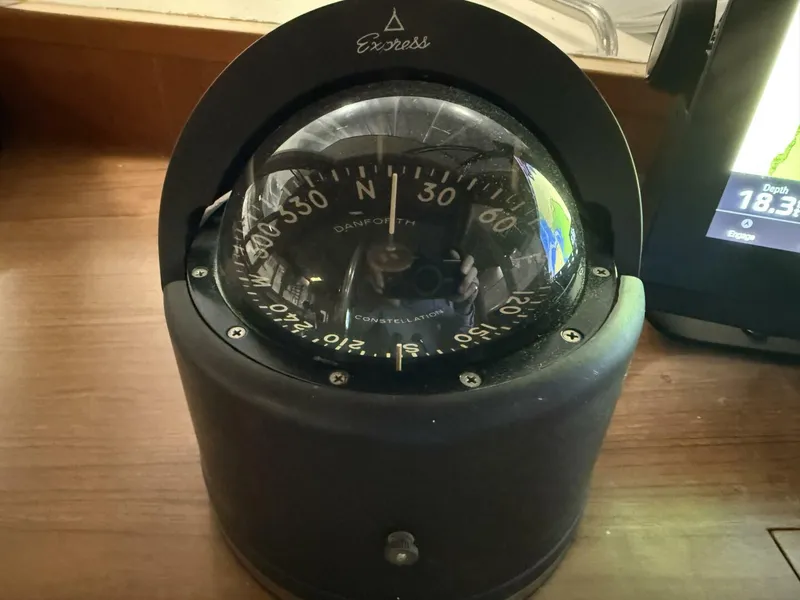 Slide: The Image of Grand Banks 42 Classic 1991 - 5991656