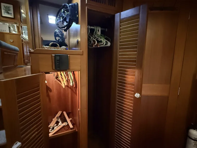 Slide: The Image of Grand Banks 42 Classic 1991 - 5991686