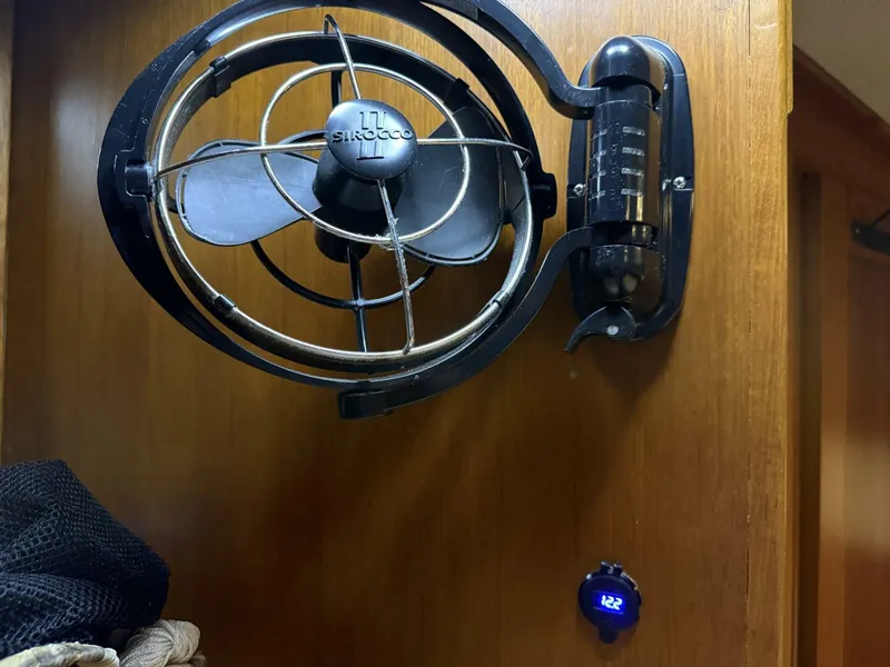 Slide: The Image of Grand Banks 42 Classic 1991 - 5991690