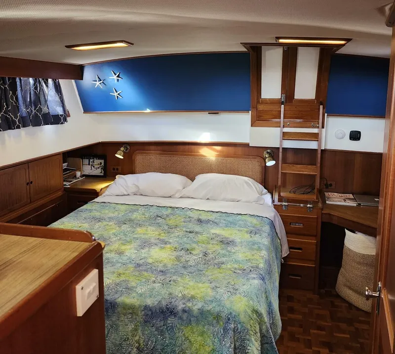 Slide: The Image of Grand Banks 42 Classic 1991 - 5991692