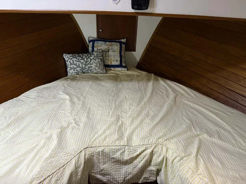 Slide: The Image of Grand Banks 42 Classic 1991 - 5991705