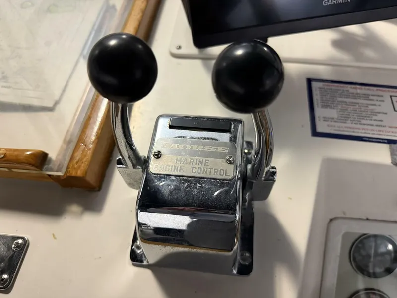 Slide: The Image of Grand Banks 42 Classic 1991 - 5991734