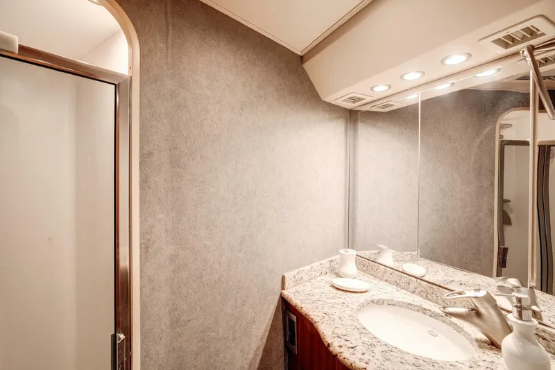 Slide: The Image of Viking 64 - High Life - 2009 Viking 64 Enclosed Bridge w/ Tower - High Life - 5991434