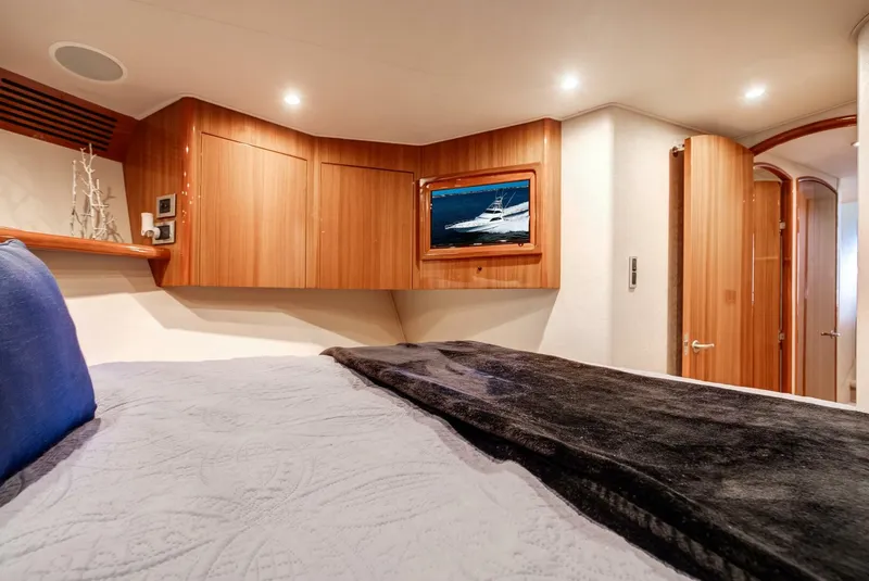 Slide: The Image of Viking 64 - High Life - 2009 Viking 64 Enclosed Bridge w/ Tower - High Life - 5991435