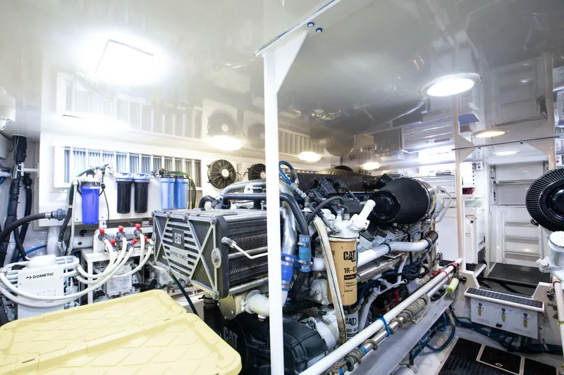 Slide: The Image of Viking 64 - High Life - 2009 Viking 64 Enclosed Bridge w/ Tower - High Life - 5991443