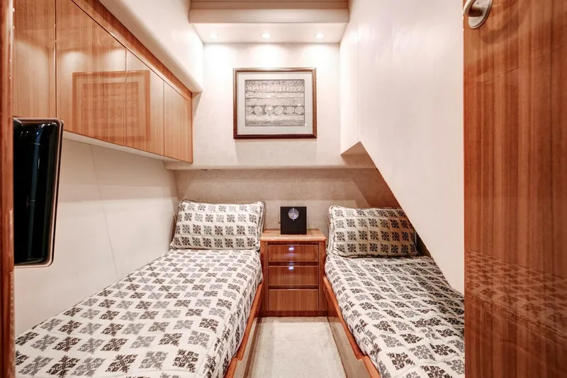 Slide: The Image of Viking 64 - High Life - 2009 Viking 64 Enclosed Bridge w/ Tower - High Life - 5991428