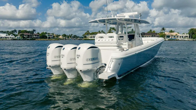 Slide: The Image of Intrepid 375 CC 2015 - 5991242