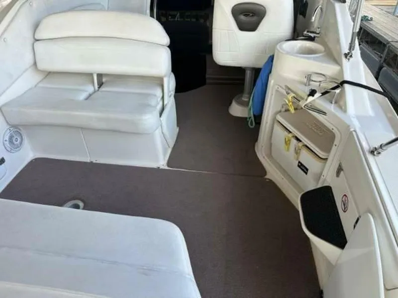 Slide: The Image of Regal 27 2006 - 5992519