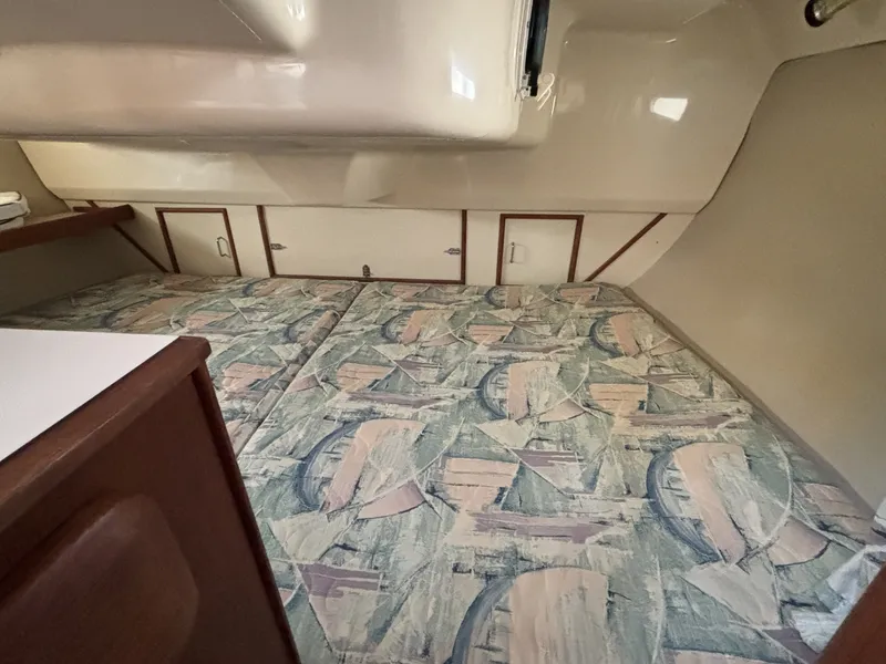 Slide: The Image of Hunter 29.5 1995 - 6006039