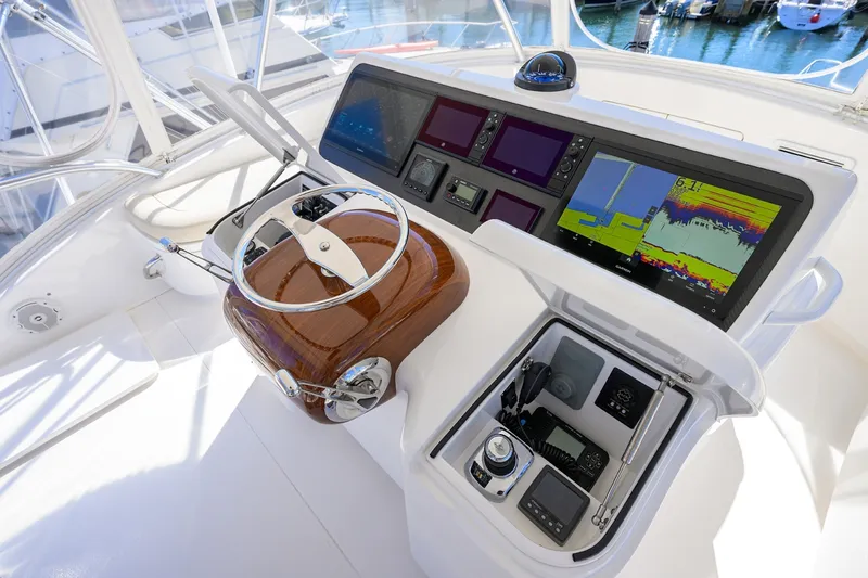 Slide: The Image of Viking 42 - Bella Vita - Flybridge 2015 Viking 42 Convertible - Bella Vita - 6011615