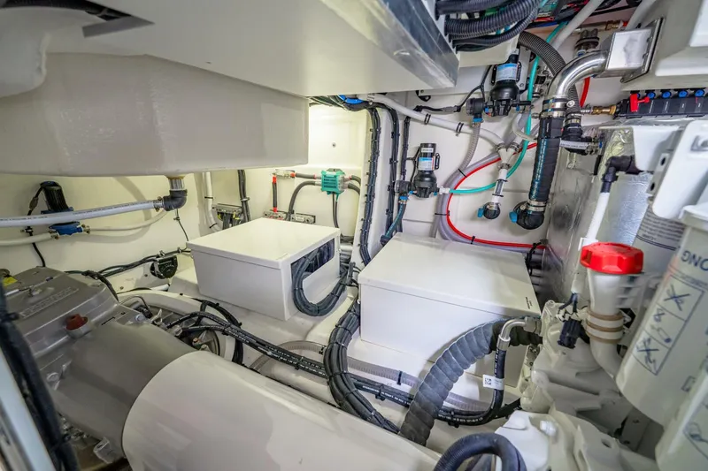 Slide: The Image of Riviera 505 SUV 2025 - 5993417