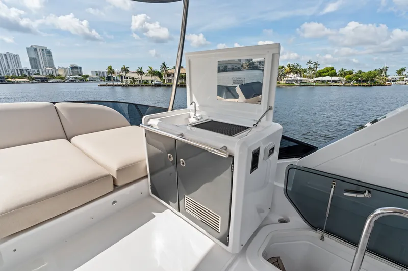 Slide: The Image of Azimut Fly 53 2026 - 7288379
