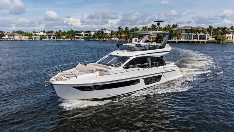 Slide: The Image of Azimut Fly 53 2026 - 7288355