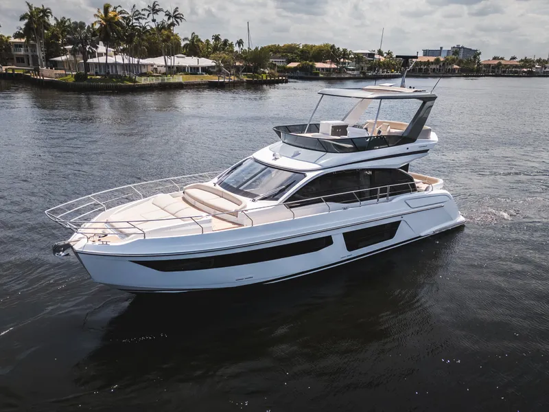 Slide: The Image of Azimut Fly 53 2026 - 6111969