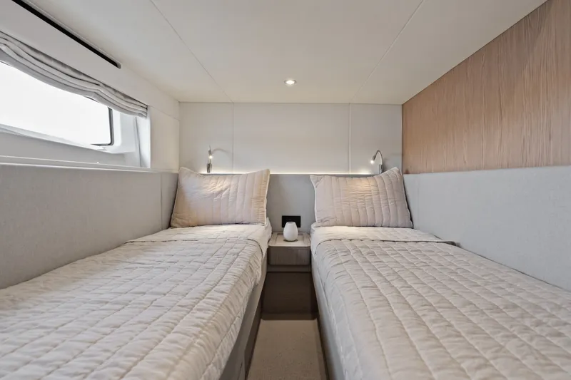 Slide: The Image of Azimut Fly 53 2026 - 7288422