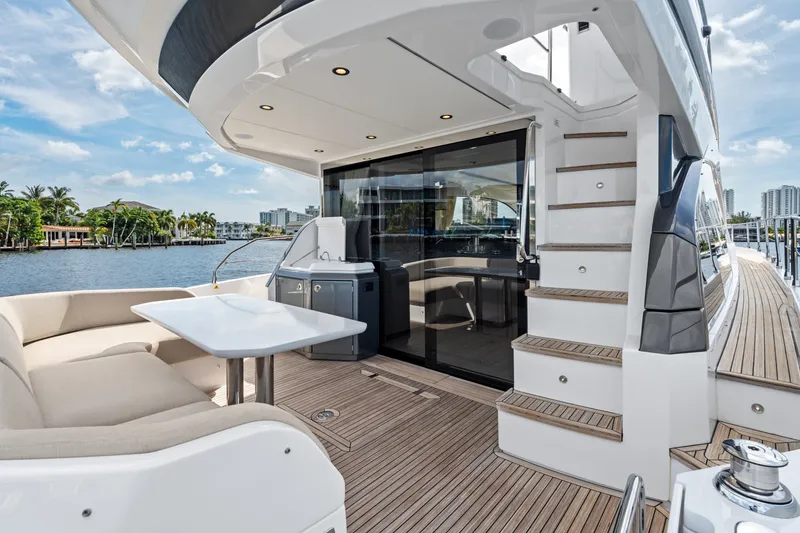 Slide: The Image of Azimut Fly 53 2026 - 7288374