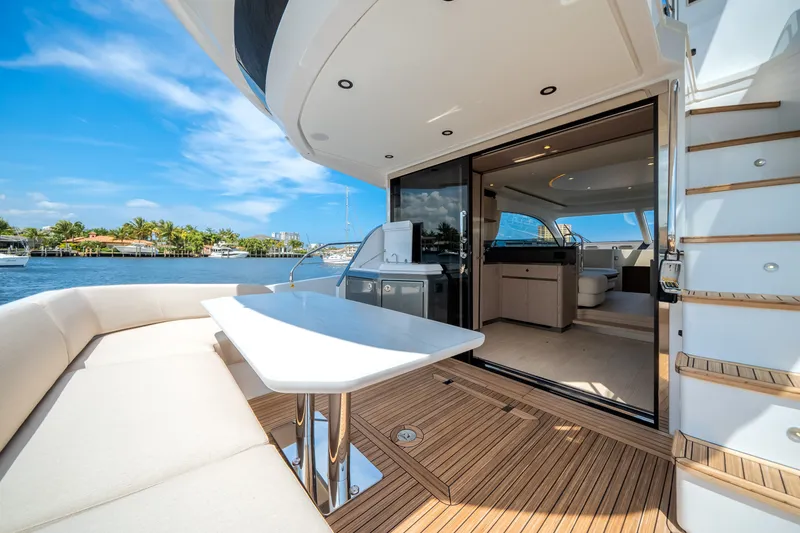 Slide: The Image of Azimut Fly 53 2026 - 6112009